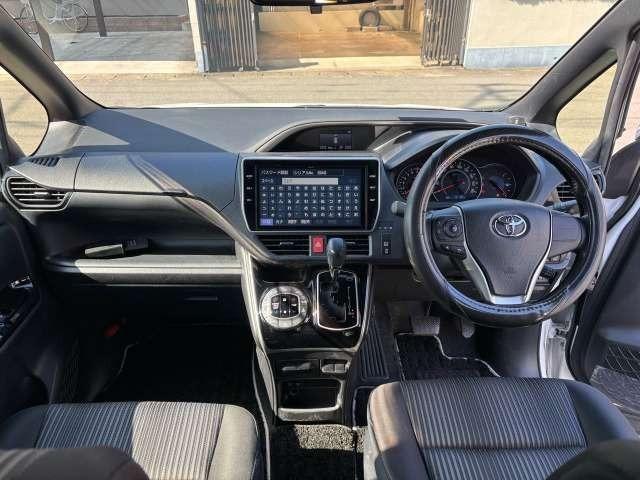 Toyota Voxy ZS 2018
